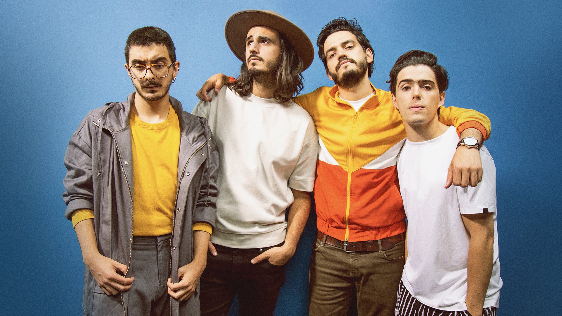Morat lanza su nuevo álbum Ya es mañana y sorprende con un giro roquero.