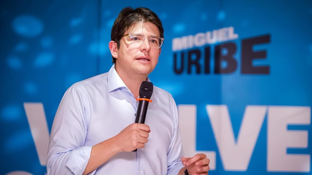 Miguel Uribe Turbay permanece en estado crítico tras atentado en Bogotá.