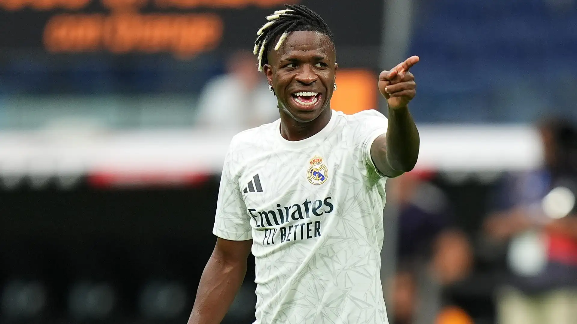 Condenan a Aficionados del Atlético de Madrid por Insultos Racistas contra Vinícius Jr.