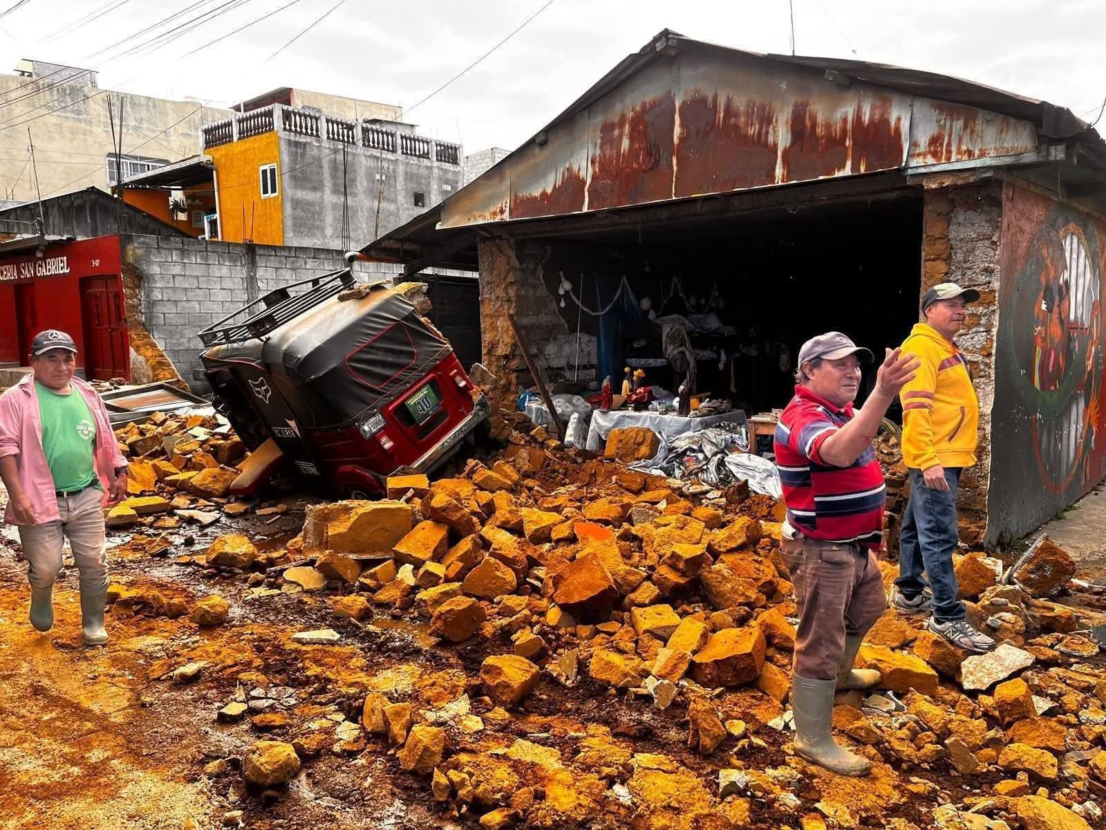 🌍 Fuerte sismo de magnitud 5.6 sacude Guatemala.