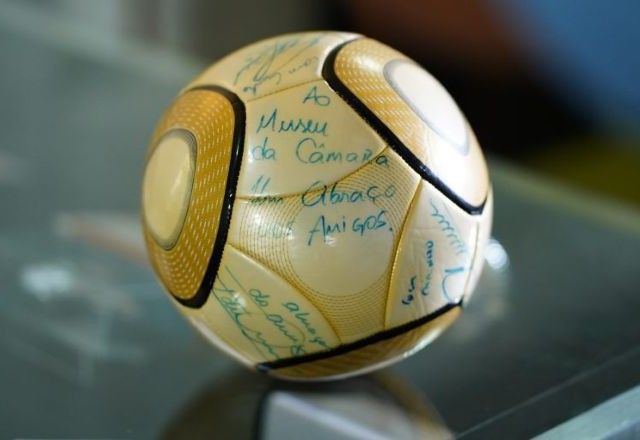 ⚖️ Nelson Ribeiro condenado a 17 años por robo de balón firmado por Neymar.